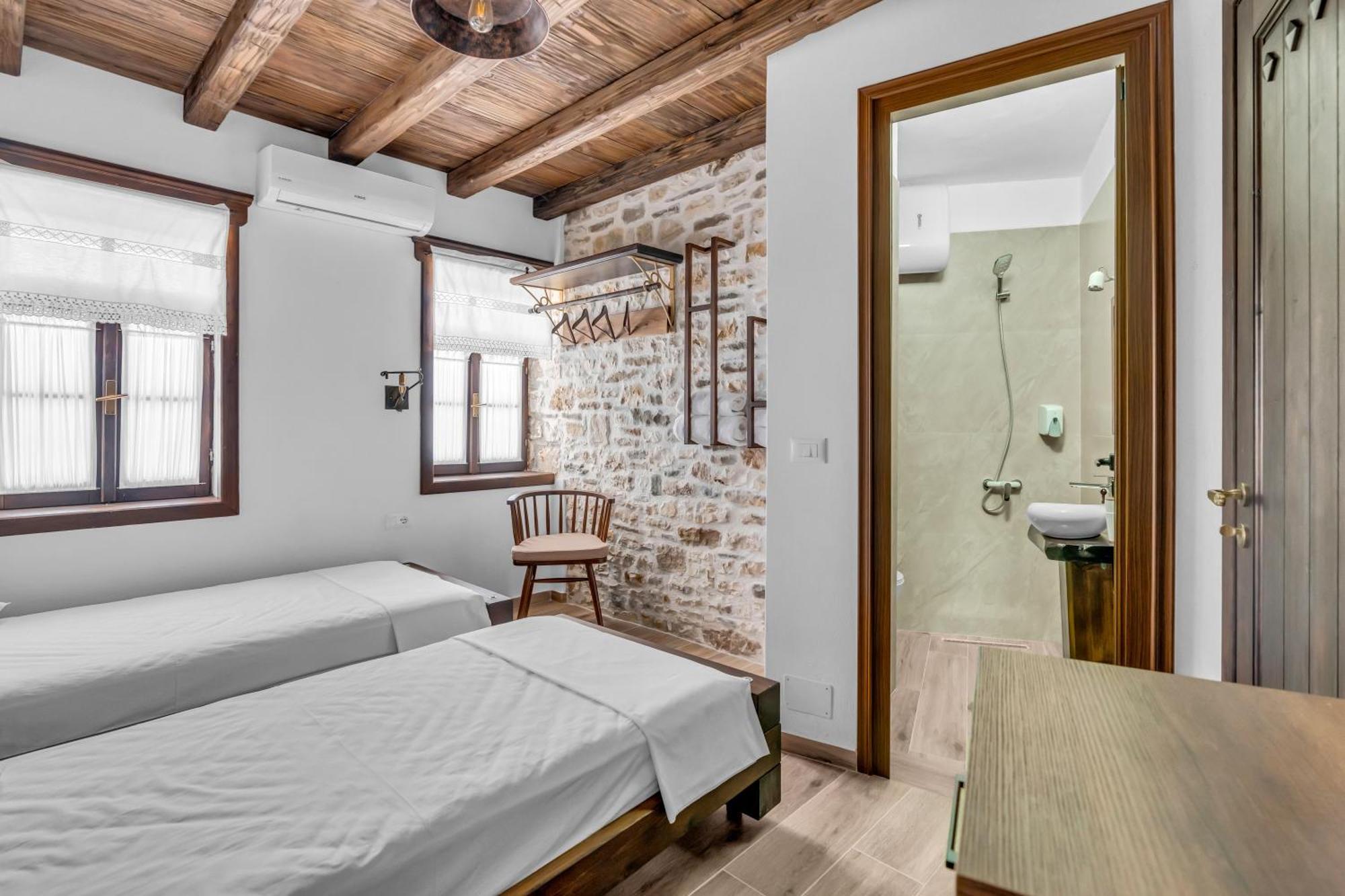 Hotel Bohem Berat Extérieur photo