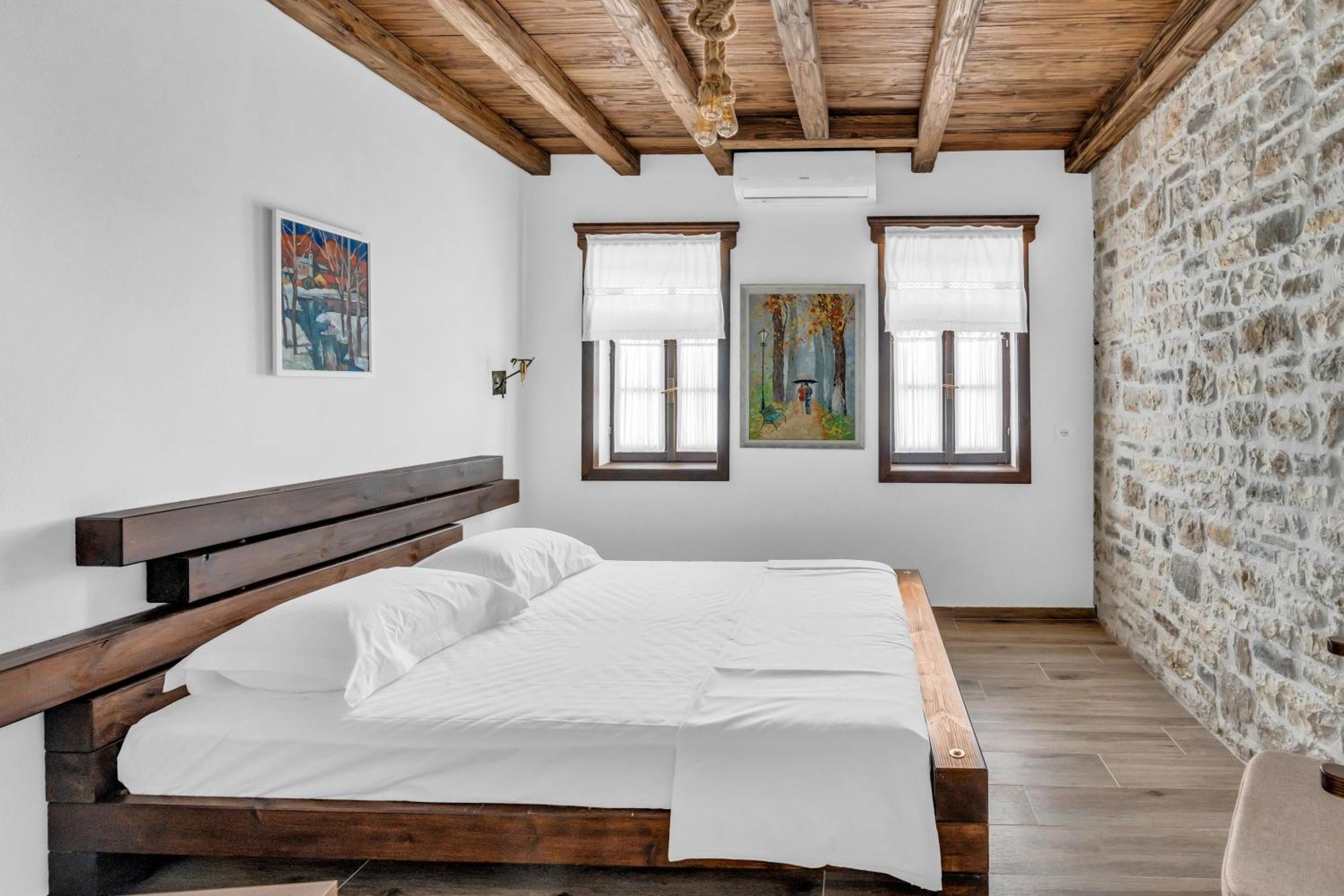 Hotel Bohem Berat Extérieur photo