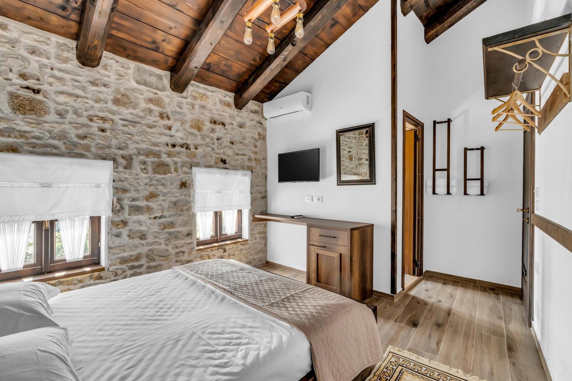 Hotel Bohem Berat Extérieur photo