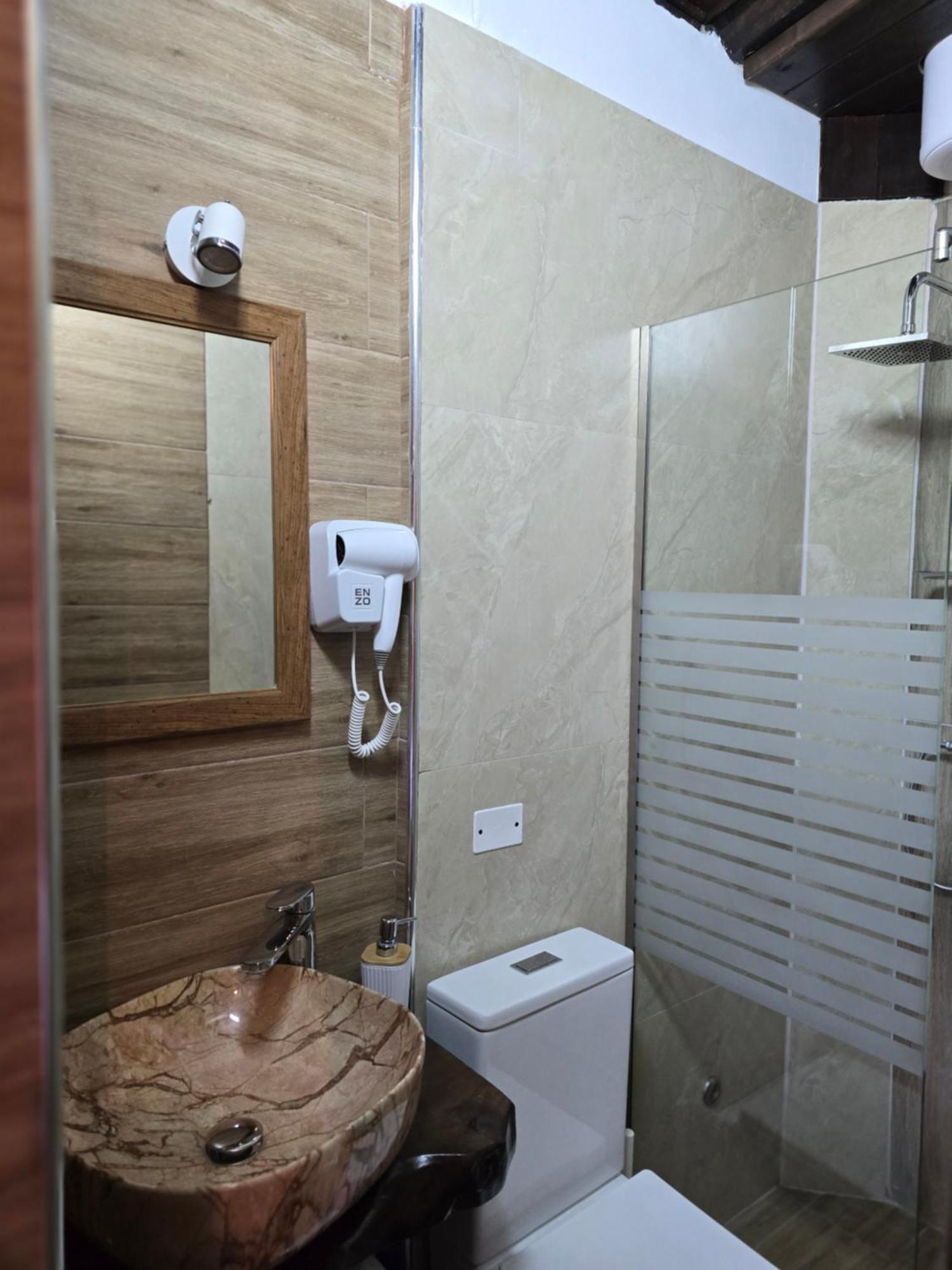 Hotel Bohem Berat Extérieur photo